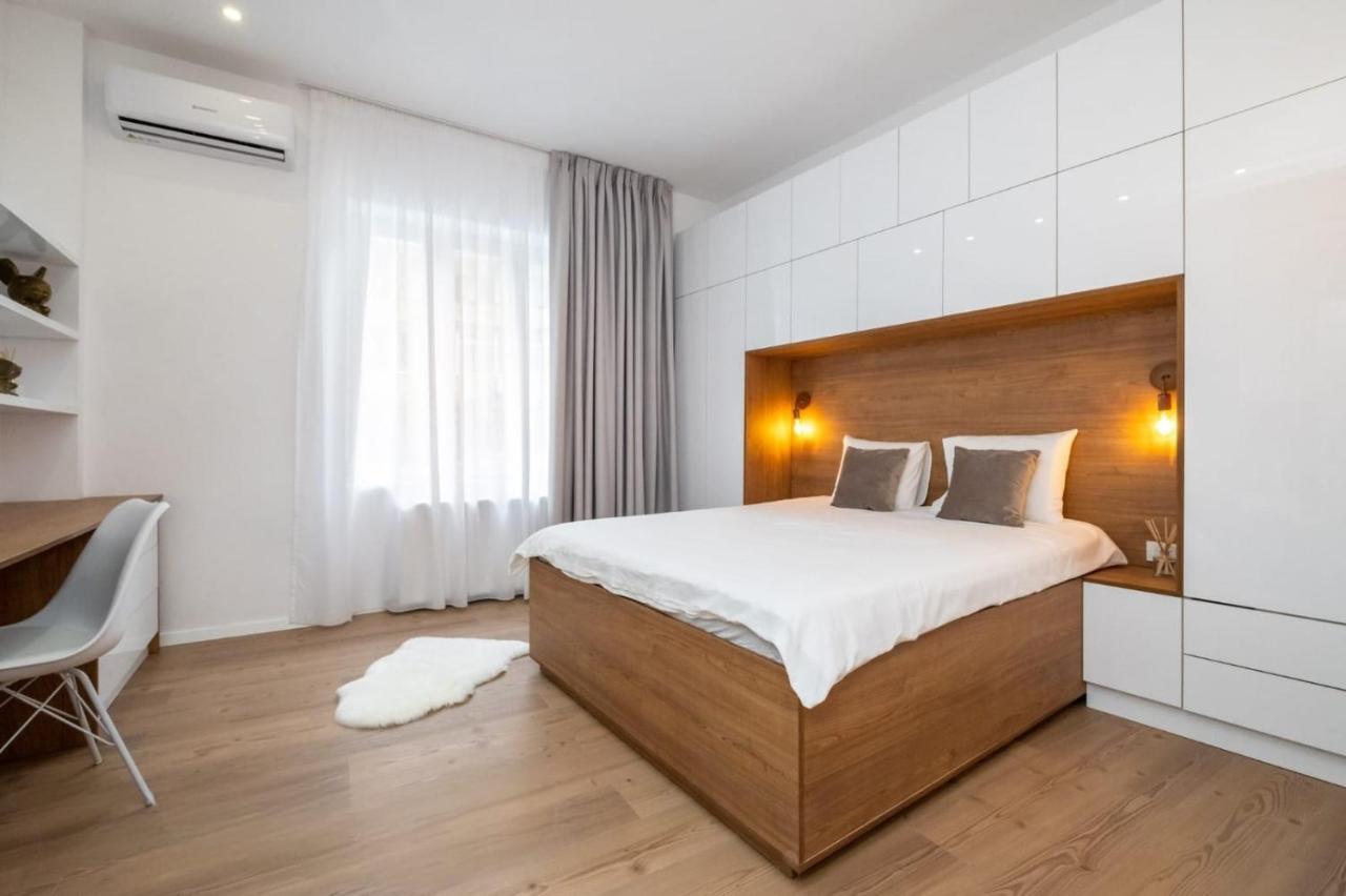 Gorgeous Bucharest Apartments Old Town Bagian luar foto