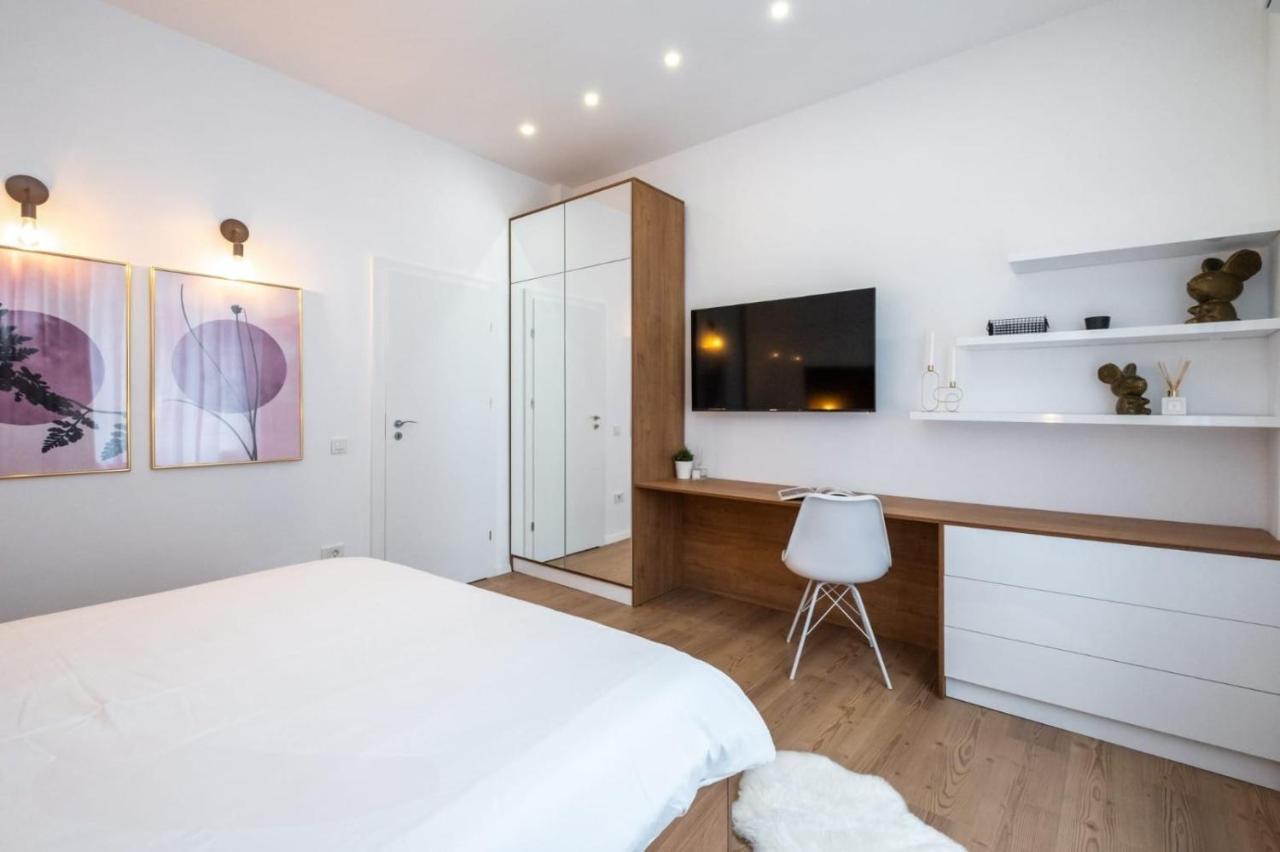 Gorgeous Bucharest Apartments Old Town Bagian luar foto
